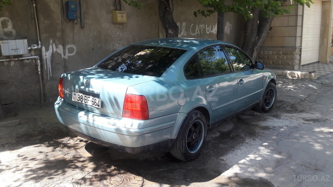 Volkswagen Passat 1999, 300,000 km - 1.8 l - Bakı