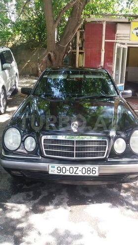 Mercedes E 200 1997, 365,000 km - 2.0 l - Bakı