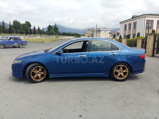 Honda Accord 2003, 300,000 km - 2.4 l - Zaqatala