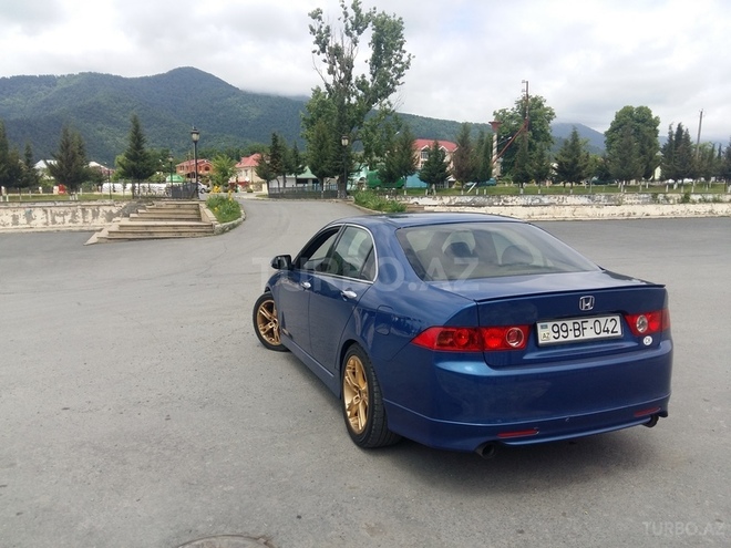Honda Accord 2003, 300,000 km - 2.4 l - Zaqatala
