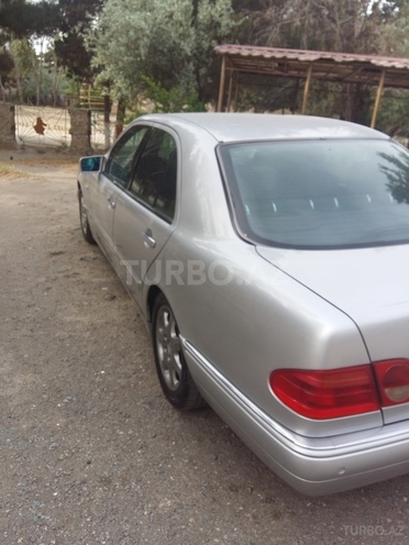 Mercedes E 240 1998, 192,680 km - 2.4 л - Sumqayıt