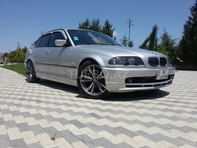 BMW 320 2000, 210,000 km - 2.0 л - Ağdam