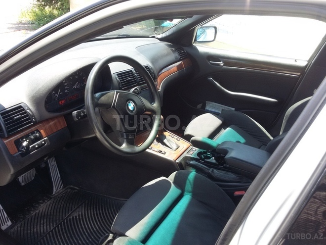 BMW 320 2000, 210,000 km - 2.0 л - Ağdam