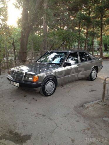 Mercedes 190 1988, 300,000 km - 0.2 л - Sumqayıt