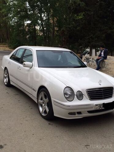Mercedes E 240 2000, 198,000 km - 2.4 л - Bakı