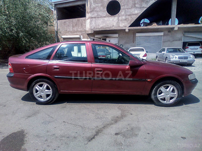 Opel Vectra 1997, 220,000 km - 2.0 l - Bakı