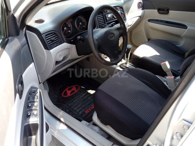 Hyundai Accent 2009, 110,000 km - 1.4 l - Sumqayıt