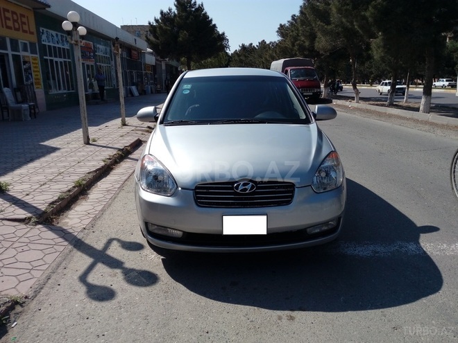 Hyundai Accent 2009, 110,000 km - 1.4 l - Sumqayıt