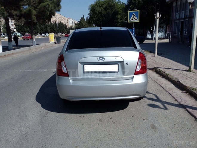 Hyundai Accent 2009, 110,000 km - 1.4 l - Sumqayıt