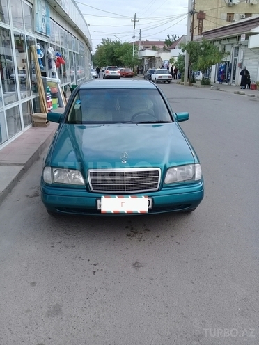 Mercedes C 200 1997, 273,000 km - 0.2 л - Şirvan