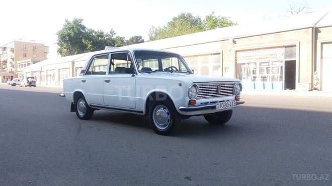 LADA (VAZ) 21011 1986, 380,000 km - 1.3 l - Bakı