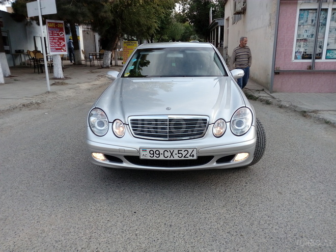 Mercedes E 220 2002, 190,000 km - 2.2 l - Sumqayıt