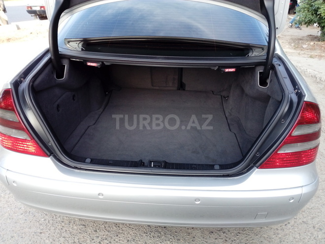 Mercedes E 220 2002, 190,000 km - 2.2 l - Sumqayıt
