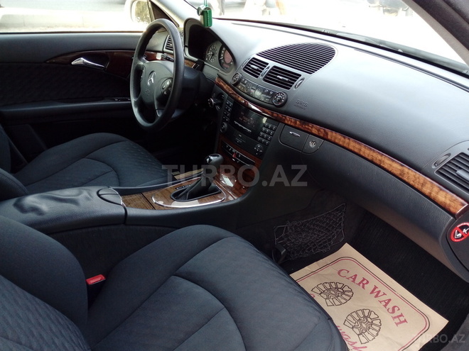 Mercedes E 220 2002, 190,000 km - 2.2 l - Sumqayıt