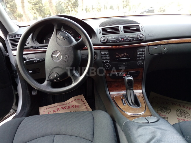 Mercedes E 220 2002, 190,000 km - 2.2 l - Sumqayıt