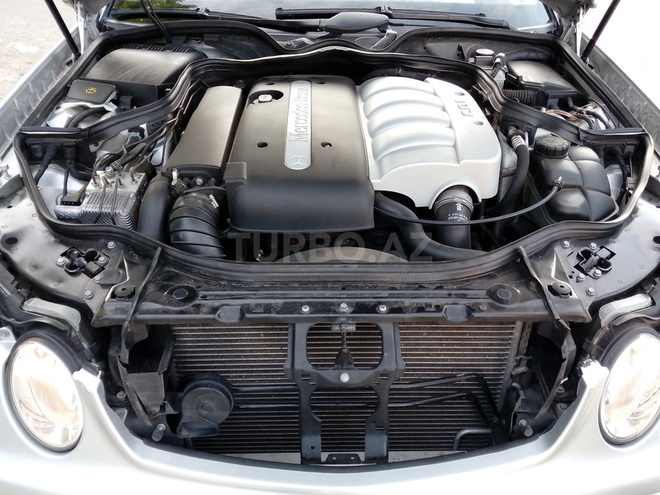 Mercedes E 220 2002, 190,000 km - 2.2 l - Sumqayıt