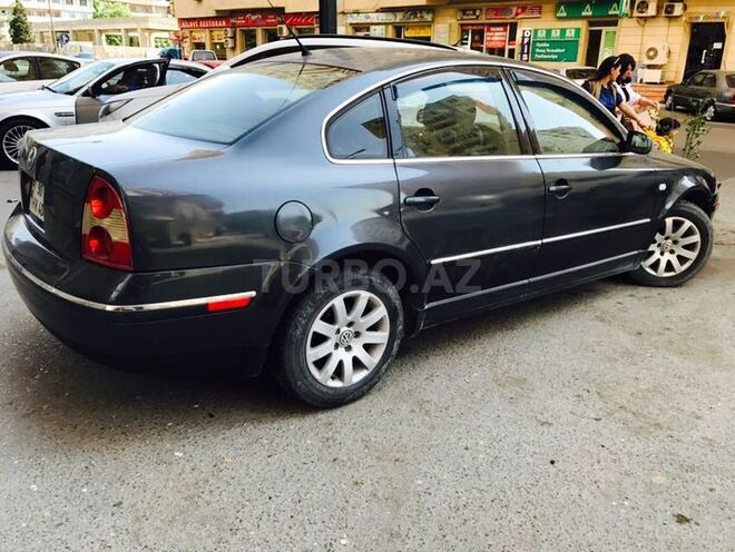 Volkswagen Passat 2002, 200,000 km - 2.0 л - Bakı