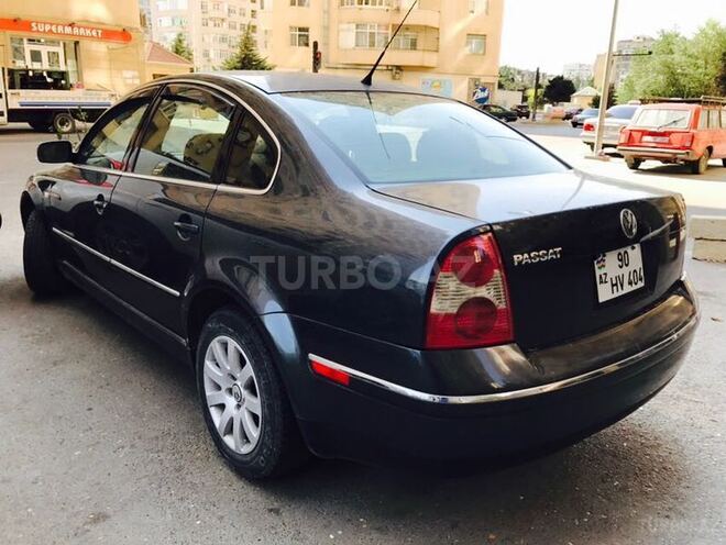 Volkswagen Passat 2002, 200,000 km - 2.0 л - Bakı