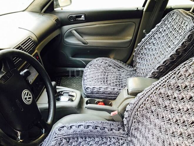 Volkswagen Passat 2002, 200,000 km - 2.0 л - Bakı