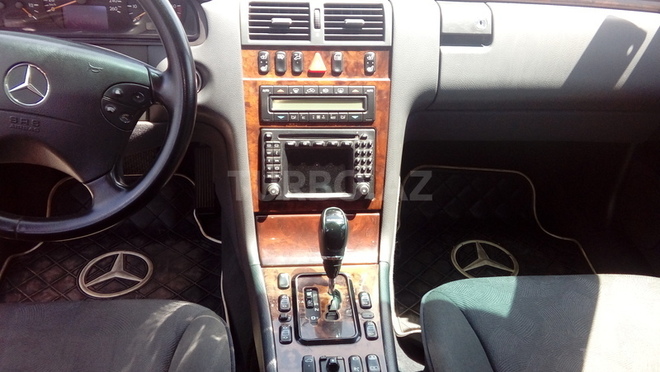 Mercedes E 280 2000, 232,943 km - 2.8 l - Bakı