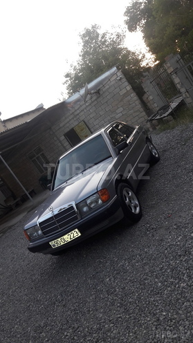 Mercedes 190 1992, 136,000 km - 2.0 л - Bərdə