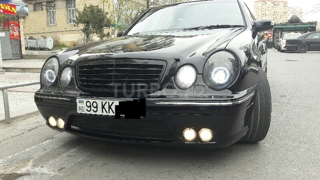 Mercedes E 320 2000, 228,000 km - 3.2 l - Bakı