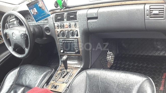 Mercedes E 320 2000, 228,000 km - 3.2 l - Bakı