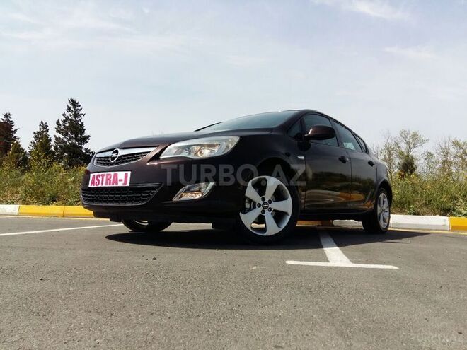 Opel Astra 2012, 50,200 km - 1.4 l - Bakı