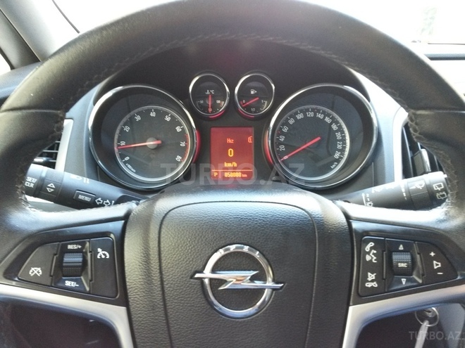 Opel Astra 2012, 50,200 km - 1.4 l - Bakı