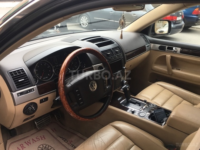 Volkswagen Touareg 2006, 191,680 km - 4.2 л - Bakı