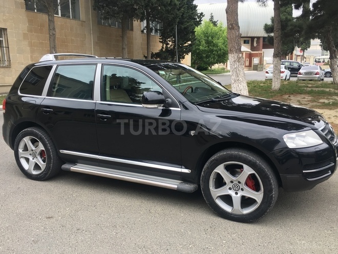 Volkswagen Touareg 2006, 191,680 km - 4.2 л - Bakı