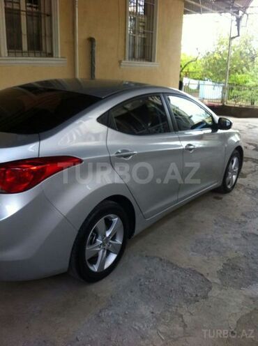Hyundai Elantra 2011, 107,000 km - 1.8 l - Gəncə