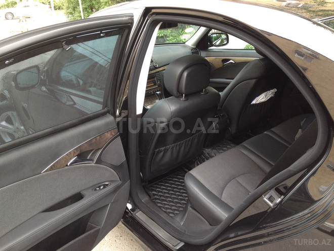 Mercedes E 280 2008, 142,600 km - 3.0 l - Bakı