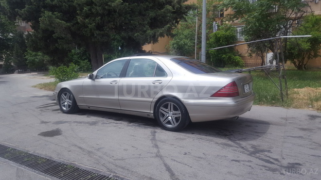 Mercedes S 320 1999, 258,400 km - 3.2 l - Bakı