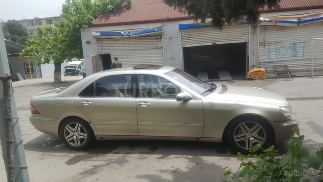 Mercedes S 320 1999, 258,400 km - 3.2 l - Bakı