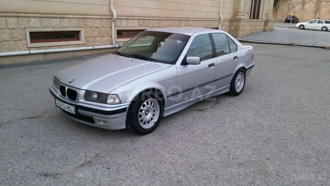 BMW 323 1997, 420,000 km - 2.5 л - Bakı