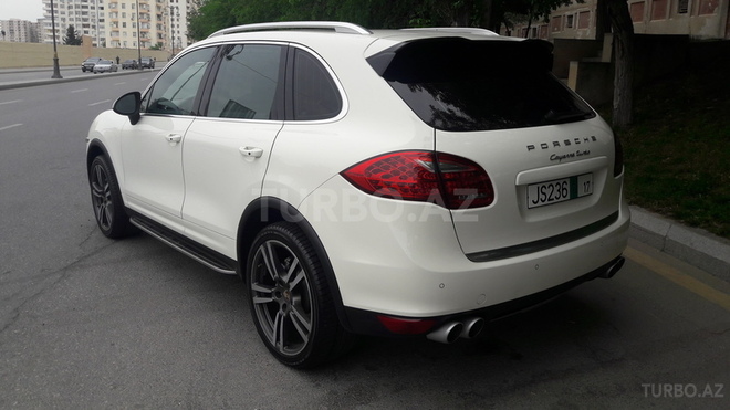 Porsche Cayenne Turbo S 2011, 73,000 km - 4.8 л - Bakı