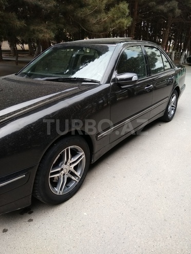 Mercedes E 240 2000, 250,000 km - 2.4 l - Bakı