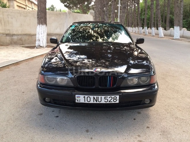 BMW 528 1999, 300,000 km - 2.8 л - Sumqayıt
