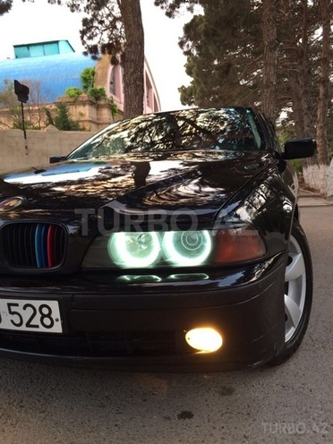 BMW 528 1999, 300,000 km - 2.8 л - Sumqayıt