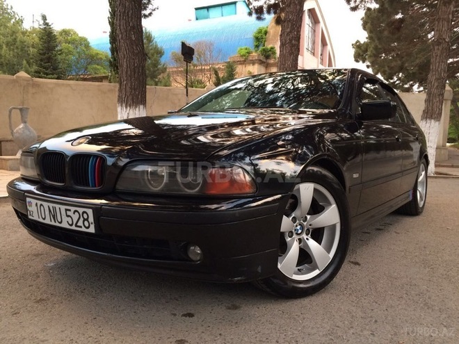 BMW 528 1999, 300,000 km - 2.8 л - Sumqayıt