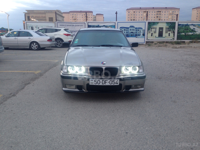 BMW 320 1991, 245,000 km - 2.0 л - Bakı