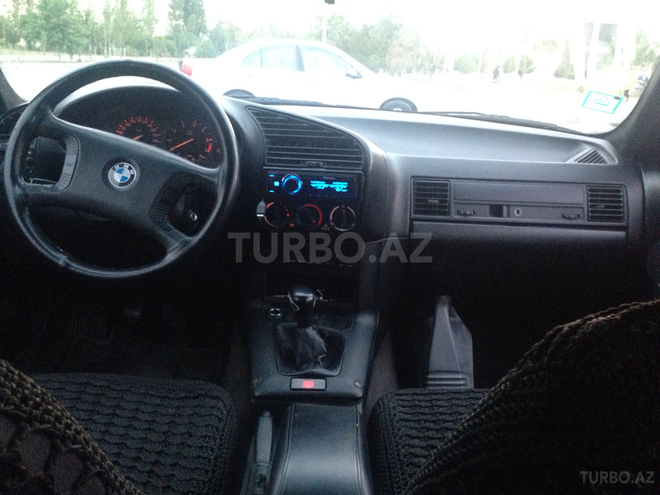 BMW 320 1991, 245,000 km - 2.0 л - Bakı
