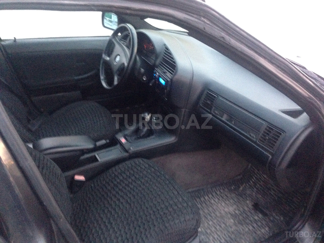 BMW 320 1991, 245,000 km - 2.0 л - Bakı
