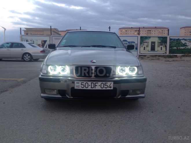 BMW 320 1991, 245,000 km - 2.0 л - Bakı