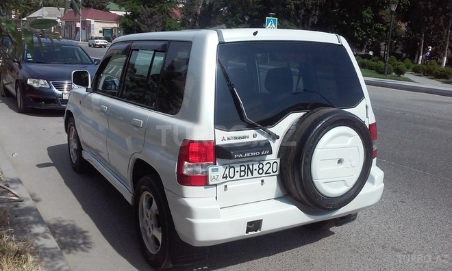 Mitsubishi Pajero io 1999, 130,000 km - 1.8 л - Bakı