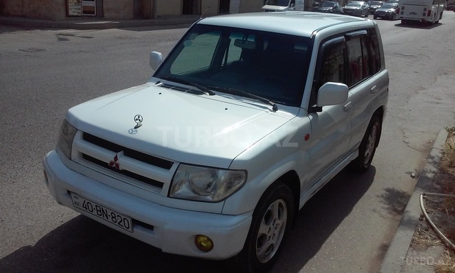 Mitsubishi Pajero io 1999, 130,000 km - 1.8 л - Bakı