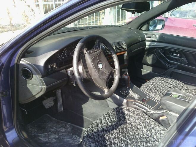 BMW 528 1998, 210,000 km - 2.8 l - Sumqayıt