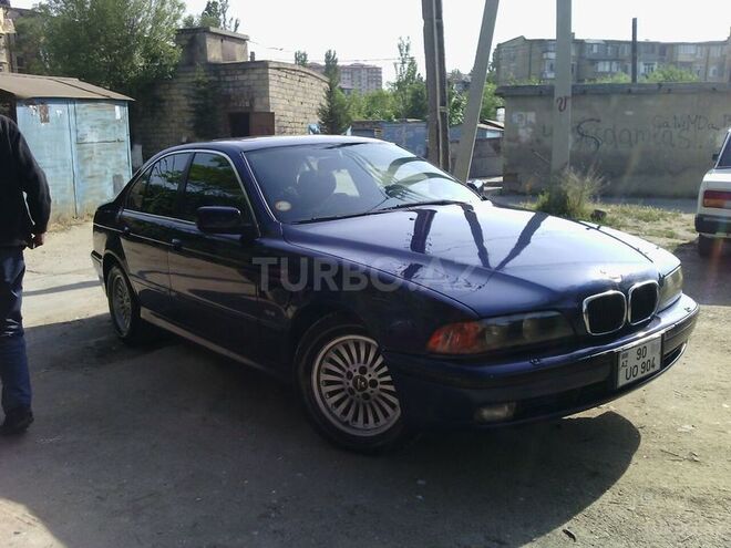 BMW 528 1998, 210,000 km - 2.8 l - Sumqayıt
