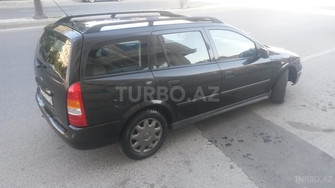 Opel Astra 2001, 240,000 km - 2.0 l - Bakı